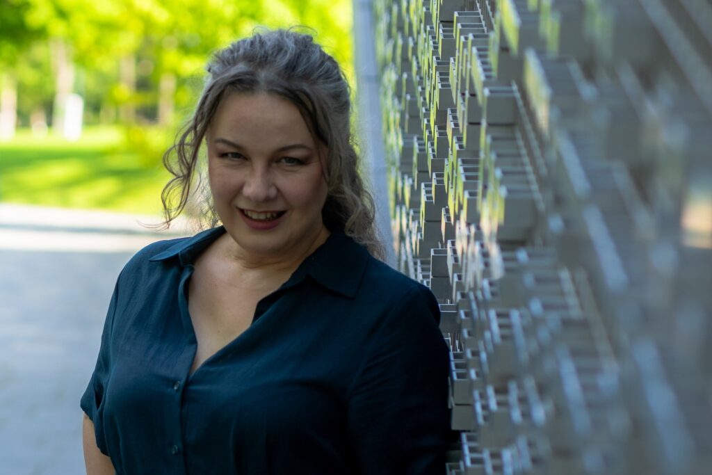 Biczók Csermely Zsófia mentor, tréner, segítő szakember, erőszakmentes kommunikáció