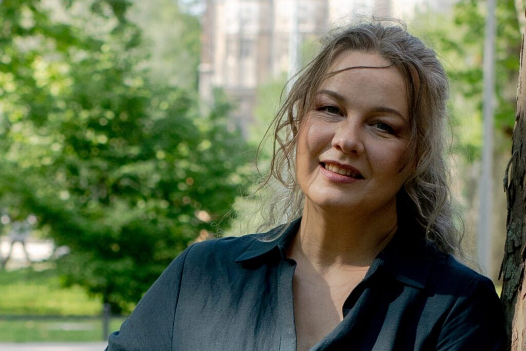 Biczók Csermely Zsófia mentor, tréner, segítő szakember, erőszakmentes kommunikáció, válás